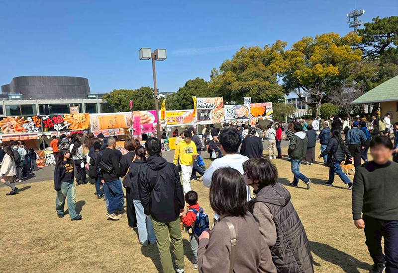 全国ぐっと！餃子まつりin丸亀の開催風景